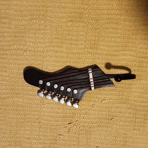 Guitar Headstock Wall Hooks Set Of 3 - Picture 4 of 15